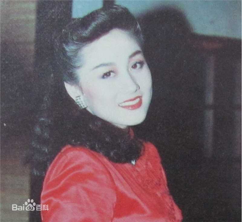 利智(Nina Li)生活照素颜照相册