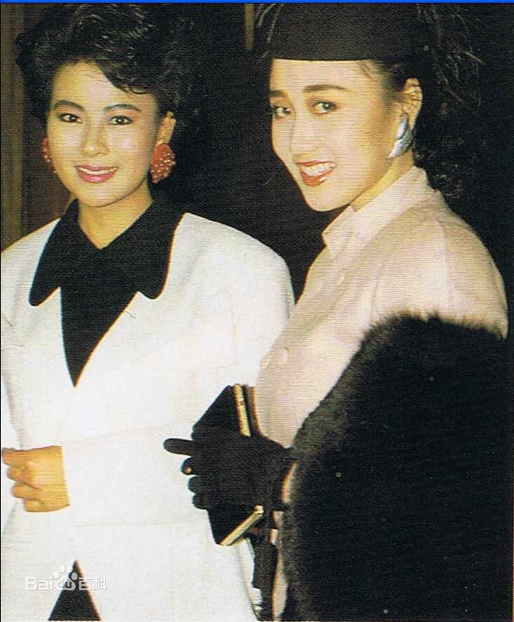 利智(Nina Li)合照前后照片