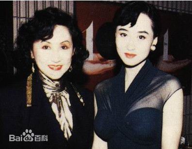 利智(Nina Li)合照前后照片