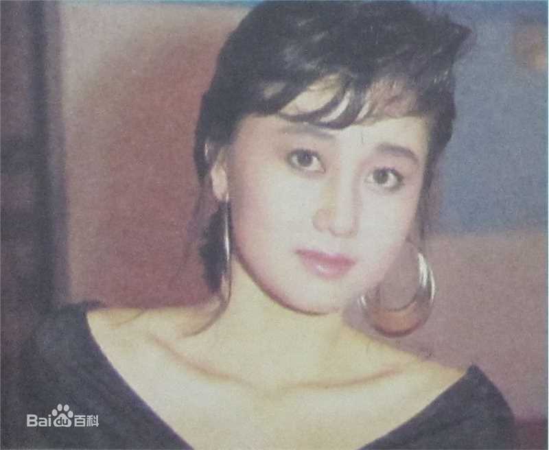 利智(Nina Li)生活照素颜照相册