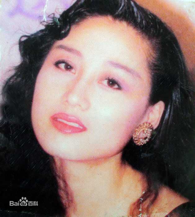 利智(Nina Li)生活照素颜照相册