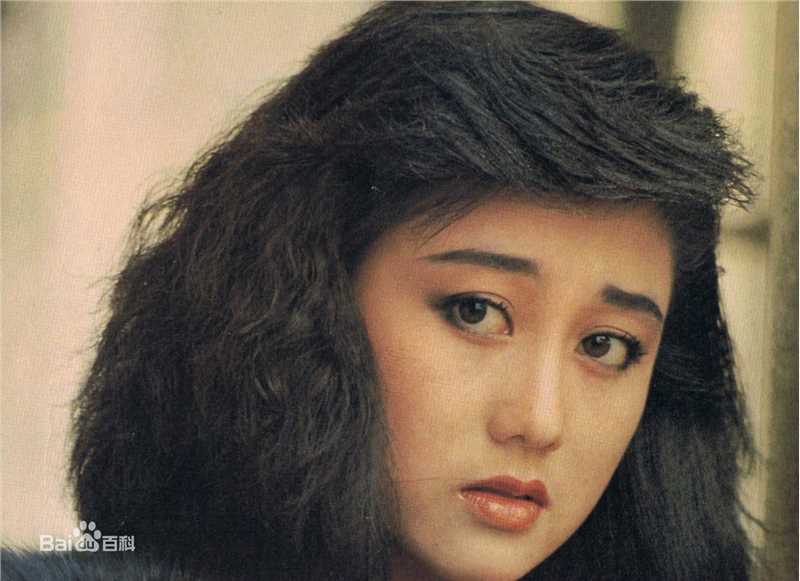 利智(Nina Li)生活照素颜照相册