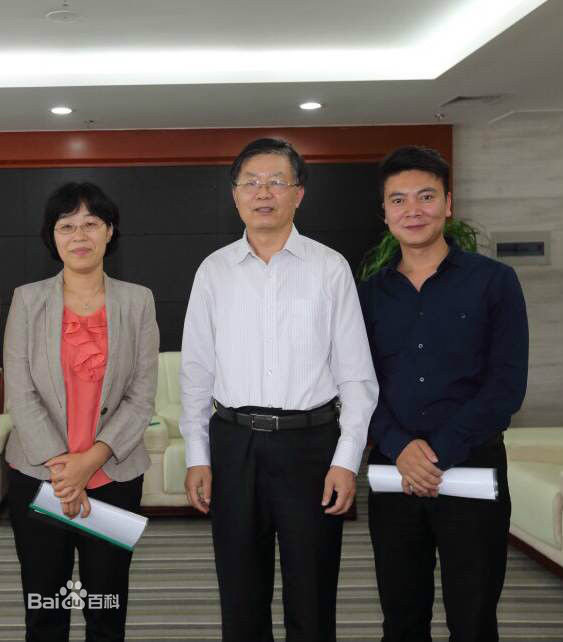 梁志成前后照片