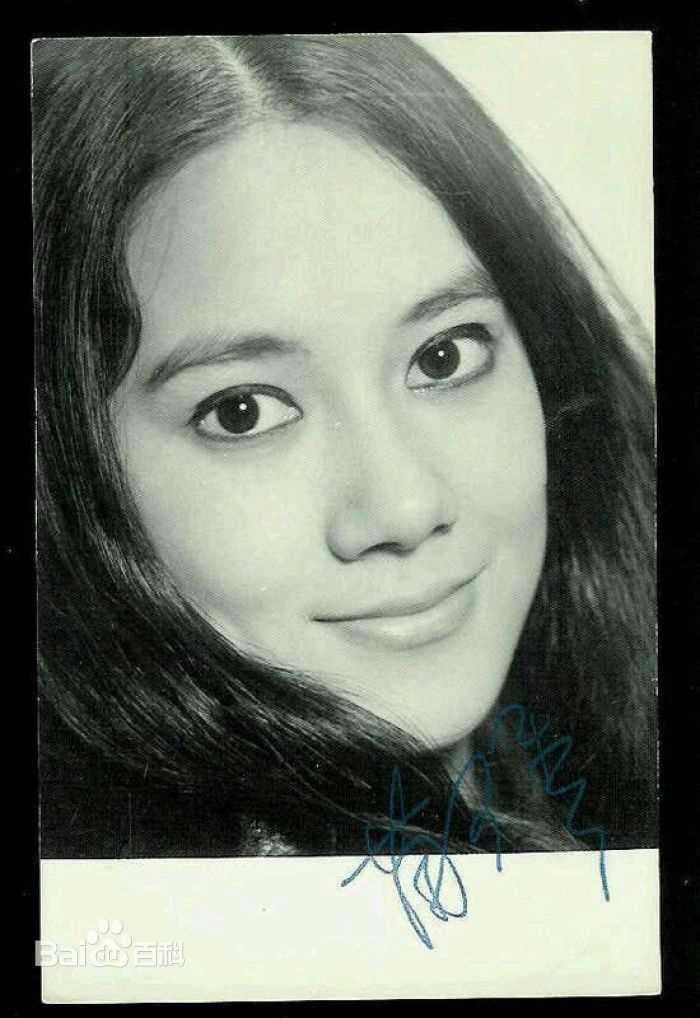 最新苗可秀(Nora Miao)性感图片