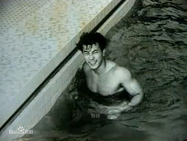 乔宏(Roy Chiao)年轻照片素颜照相册