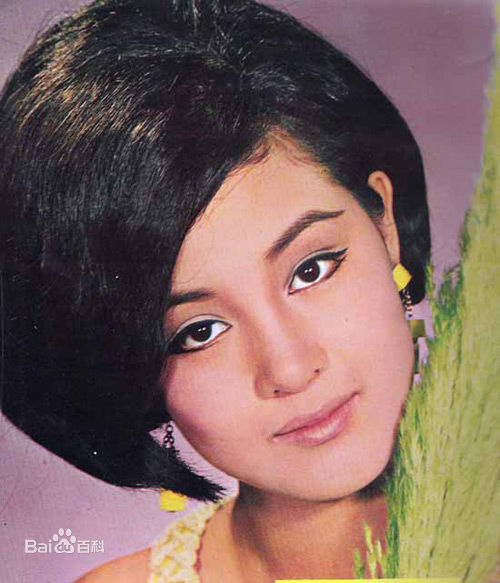 何莉莉(LiLy Ho)生活照图册