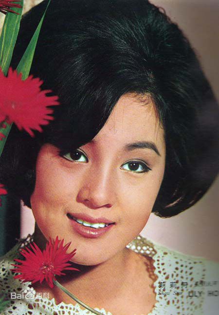 何莉莉(LiLy Ho)生活照图册