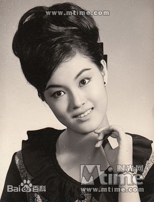 何莉莉(LiLy Ho)生活照图册