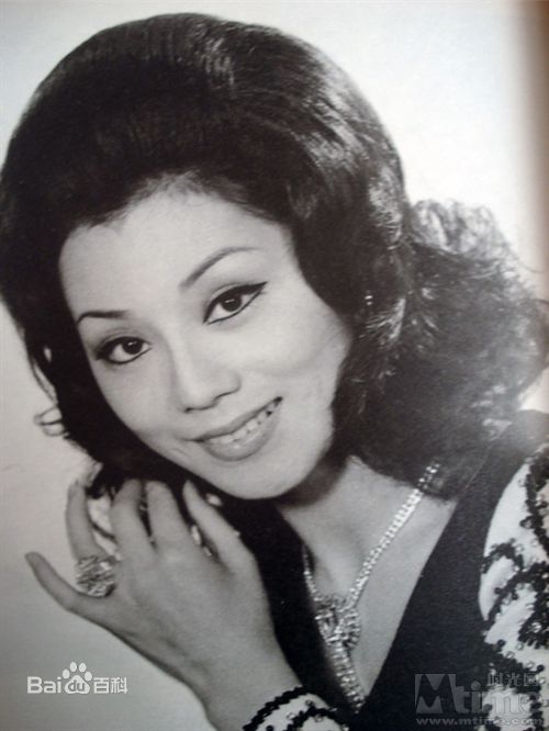 何莉莉(LiLy Ho)生活照图册