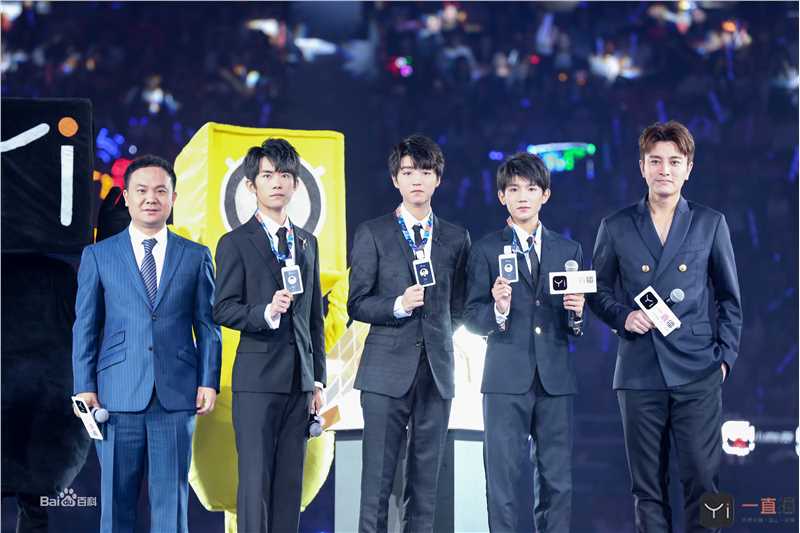 韩坤工作照片生活照相册