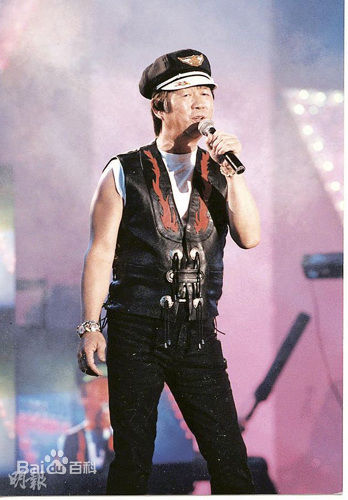 最新许冠英(Ricky Hui)壁纸