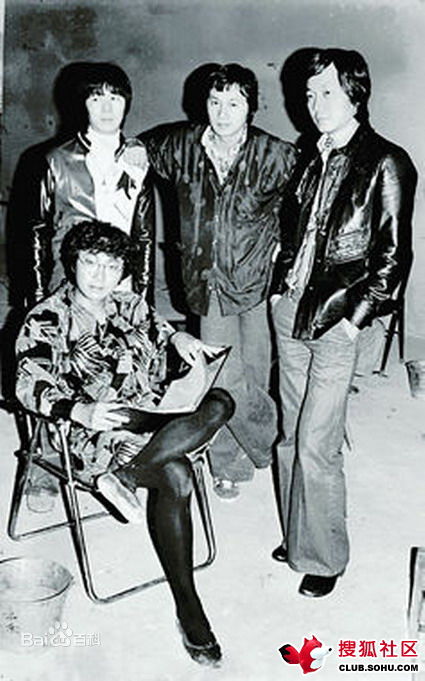 最新许冠英(Ricky Hui)性感图片