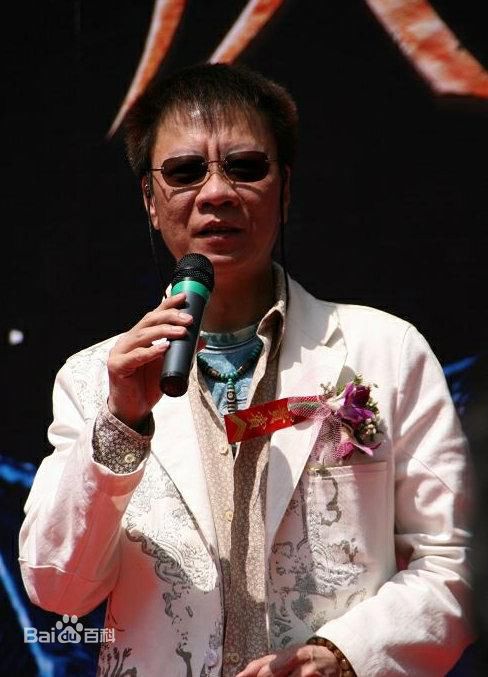 最新黄岳泰精彩图册