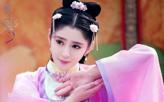 李心艾(Hsin Ai Lee)花谢花飞花满天壁纸壁纸