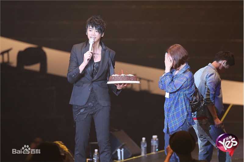 信(Shin)无畏摇滚巡回演唱会图片图集