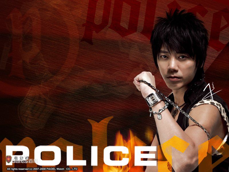 信(Shin)07-08代言性感图片壁纸