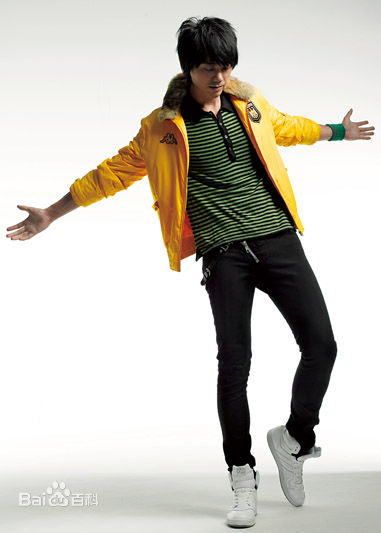 信(Shin)07-08代言性感图片壁纸