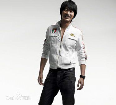 信(Shin)07-08代言性感图片壁纸