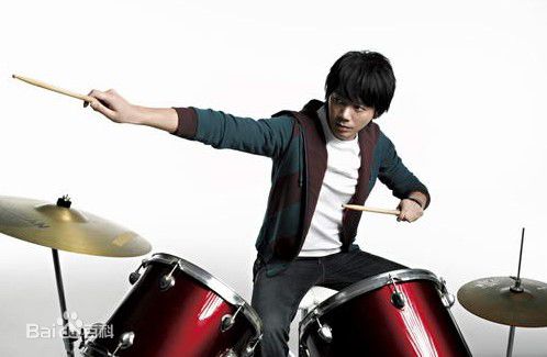 信(Shin)07-08代言性感图片壁纸