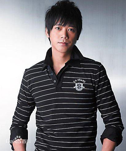 信(Shin)07-08代言性感图片壁纸