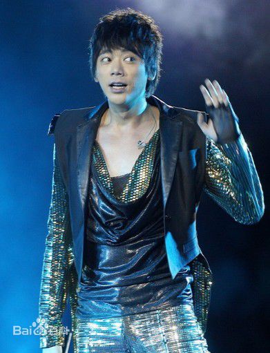 信(Shin)09活动素颜照相册