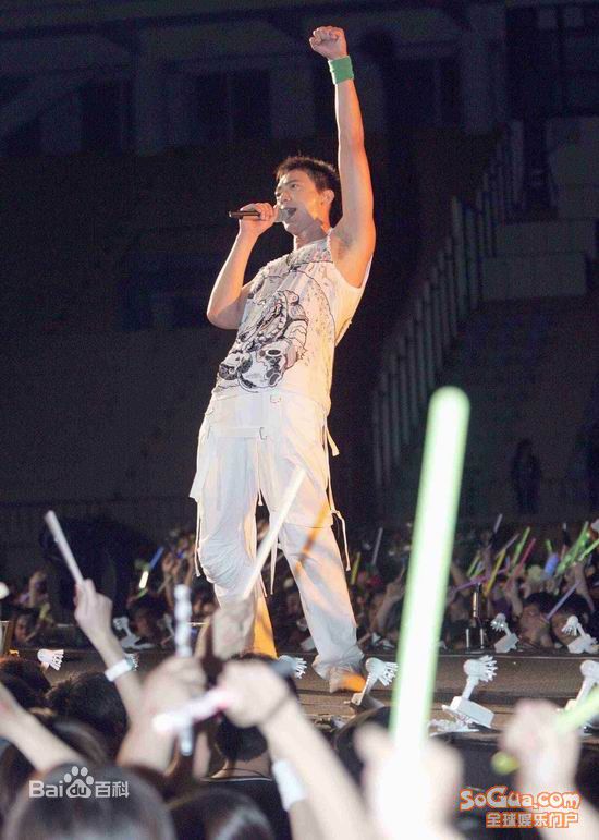 信(Shin)演唱会素颜照相册