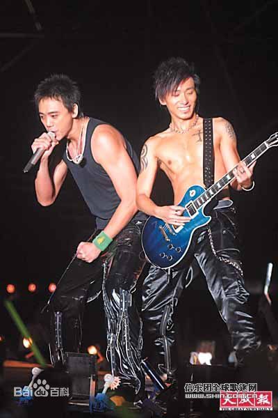 信(Shin)演唱会素颜照相册