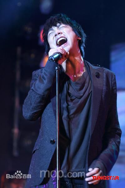 信(Shin)演唱会素颜照相册