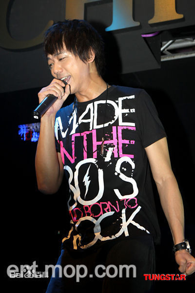 信(Shin)骑士群声演唱会生活照相册