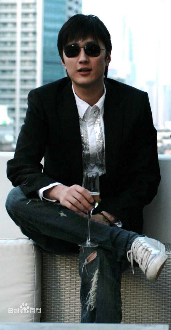 最优质赵炳锐(Ray)素颜照