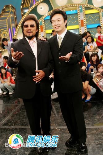 张菲(Fei Chang)与费玉清合影素颜照相册