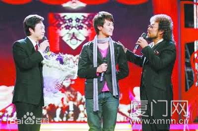 张菲(Fei Chang)与费玉清合影素颜照相册