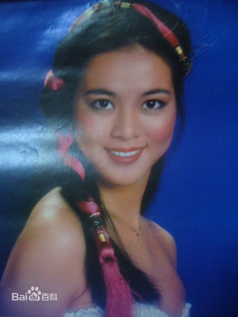 高清郑文雅(Olivia Cheng)性感图片