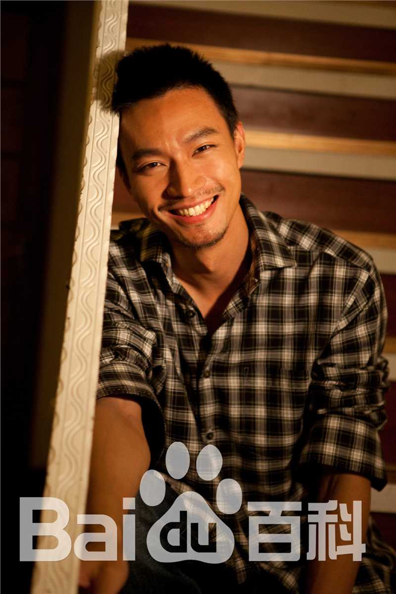 江明洋(Ocean)最新2010宣传壁纸