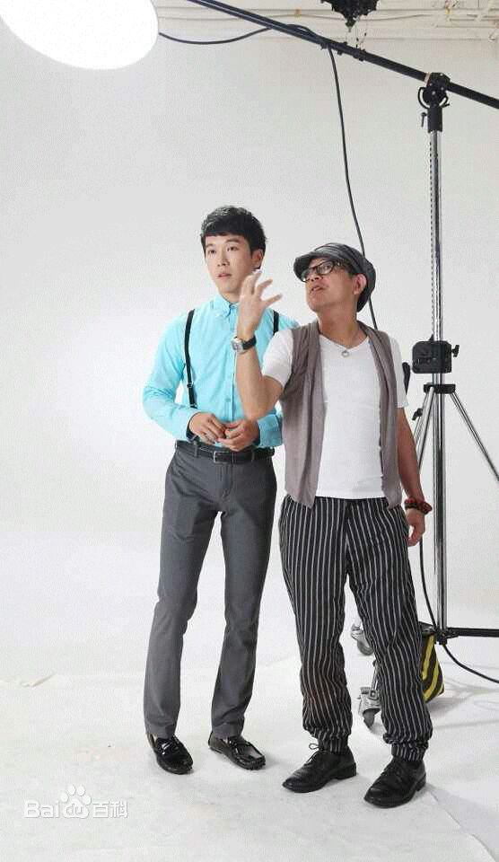 高林豹工作照生活照