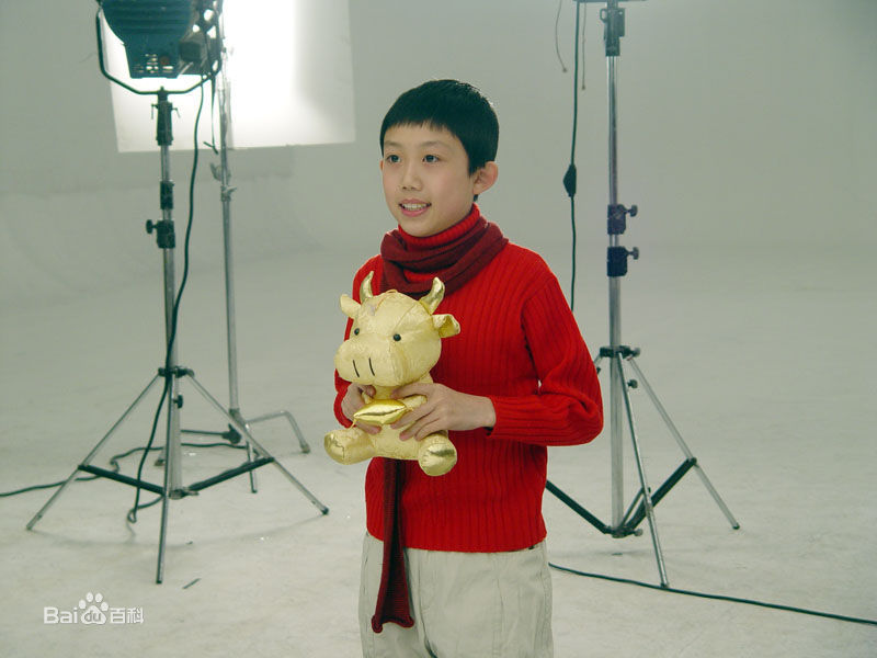 李恺悦生活照壁纸壁纸