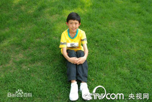 李恺悦生活照壁纸壁纸