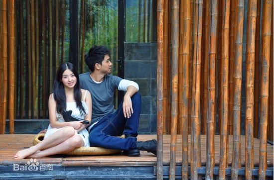 张含韵(Baby Zhang)MV花絮集锦素颜照壁纸