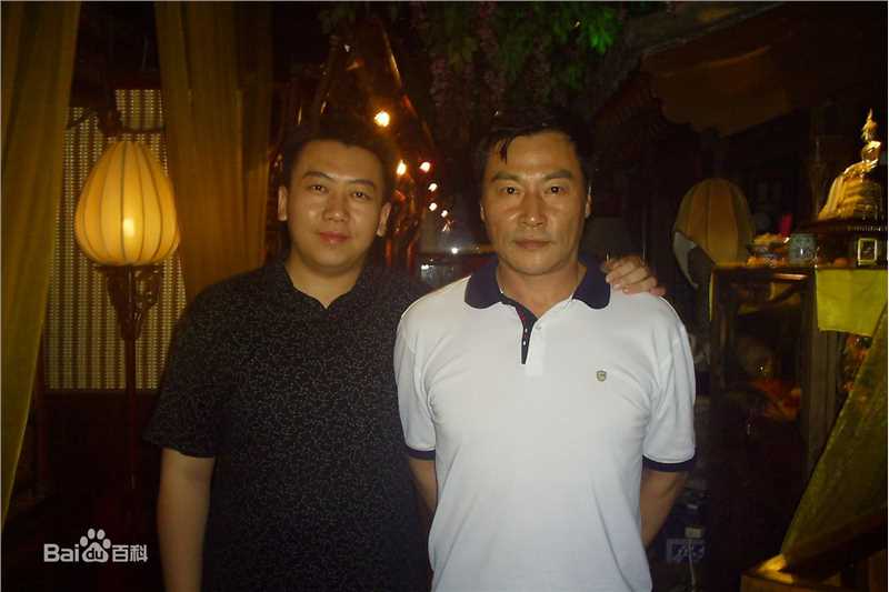 高发精选封面海报图册