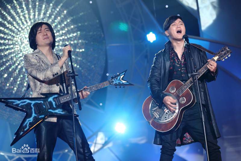 肖央(Yang Xiao\Shawn)《猛龙过江老男孩》精选剧照