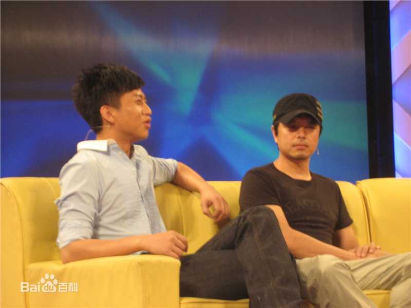 最全田有良在参加《鲁豫有约》中的相册