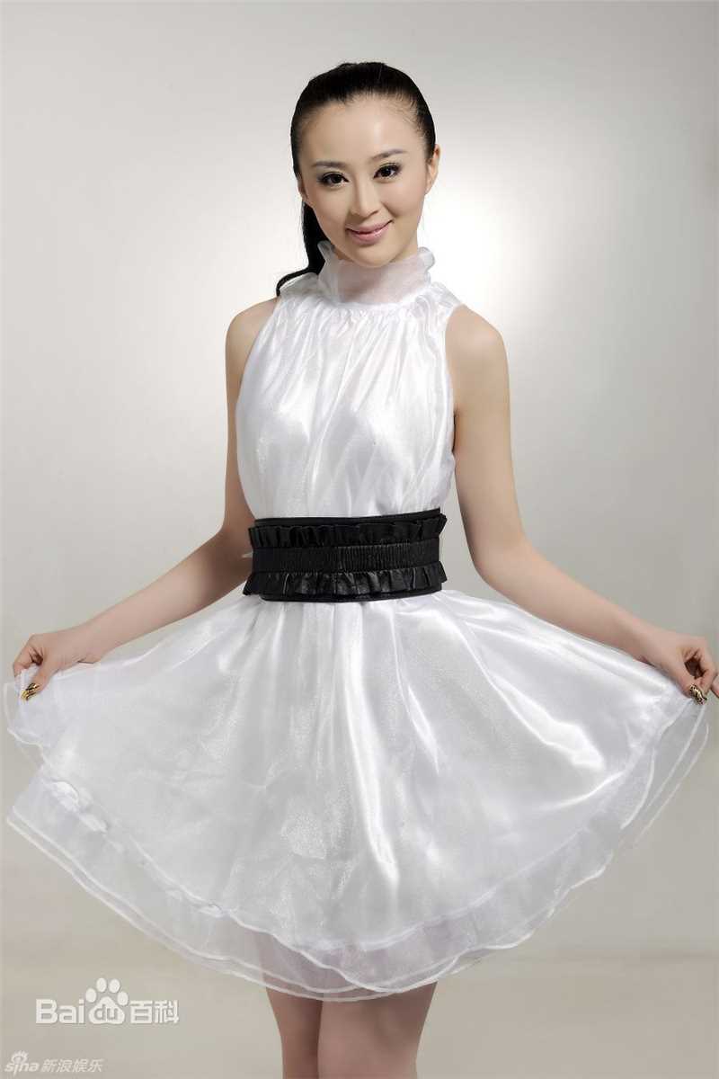 最新刘竞性感图片