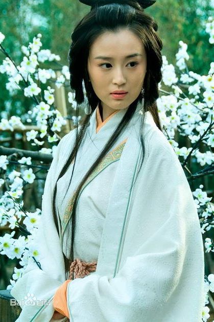 刘竞饰演的大乔生活照