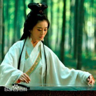 刘竞饰演的大乔生活照