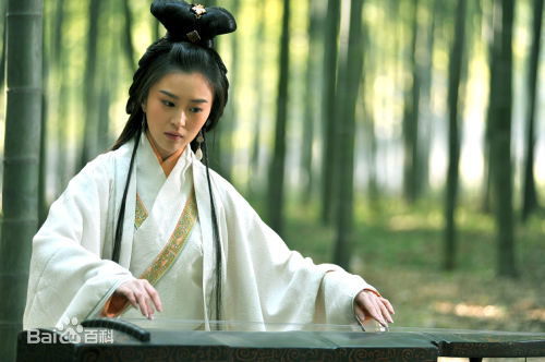 刘竞饰演的大乔生活照