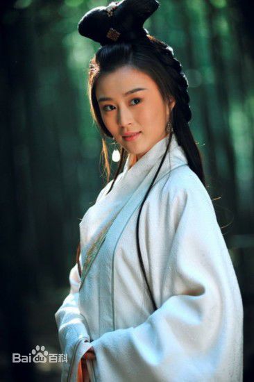 最新刘竞在电视剧《新三国》饰大乔中的壁纸