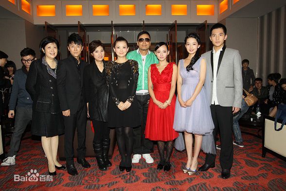 李湘出席活动剪影壁纸壁纸