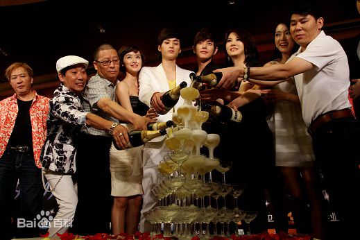 李湘出席活动剪影壁纸壁纸