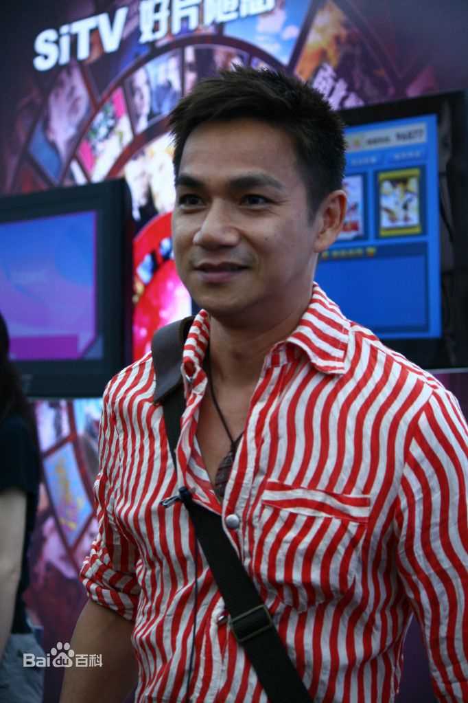 骆达华(Ken Lok Daat Wah)生活中的前后照片