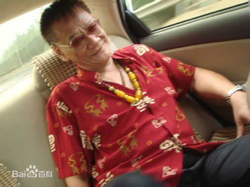 最全何家驹素颜照